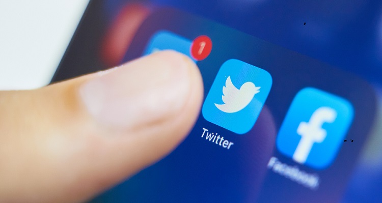 Twitter is go-to social network for journalists states Pew Research Center