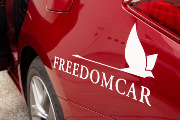 FreedomCar logo Clapp 360